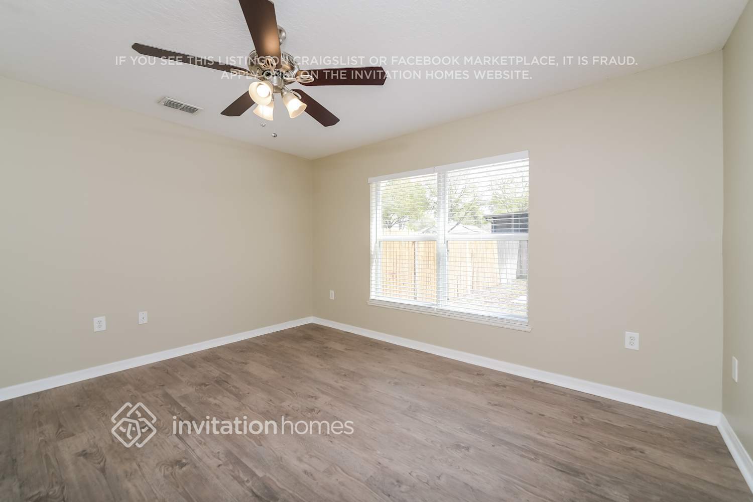 Building Photo - 2370 Sheila Dr