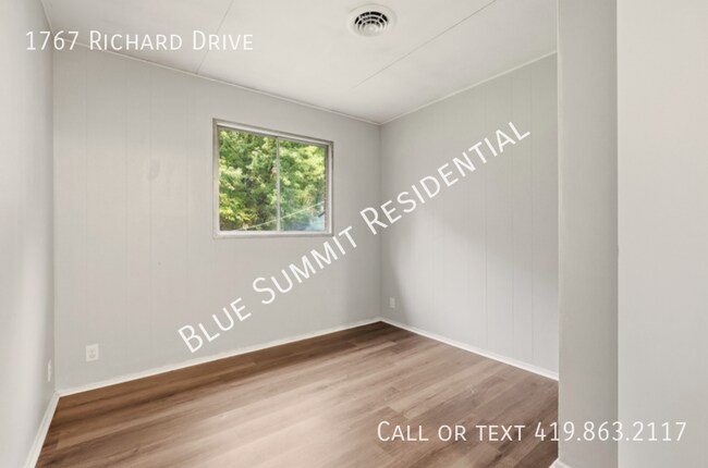 Building Photo - 1767 Richard Dr