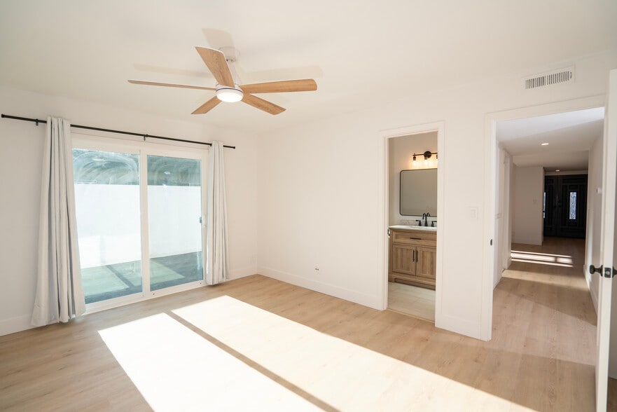 Building Photo - 522 17th St