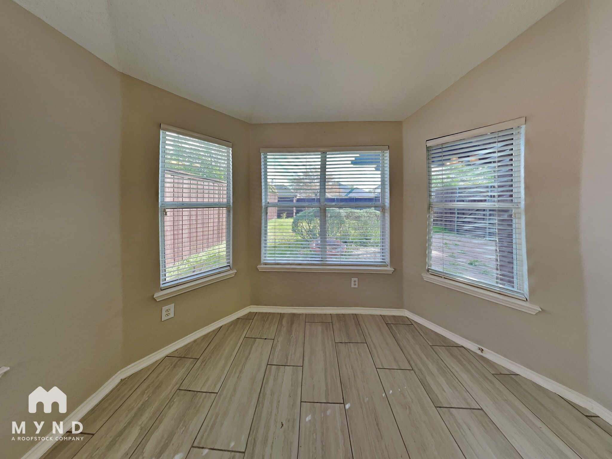 Building Photo - 4611 Basil Dr