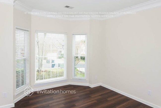 Building Photo - 15832 Hollingbourne Rd