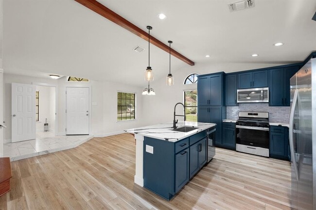 Building Photo - 4602 Tobago Cove
