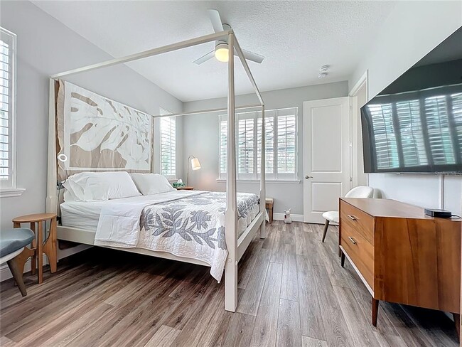 Building Photo - 10220 South Bay Lake Rd