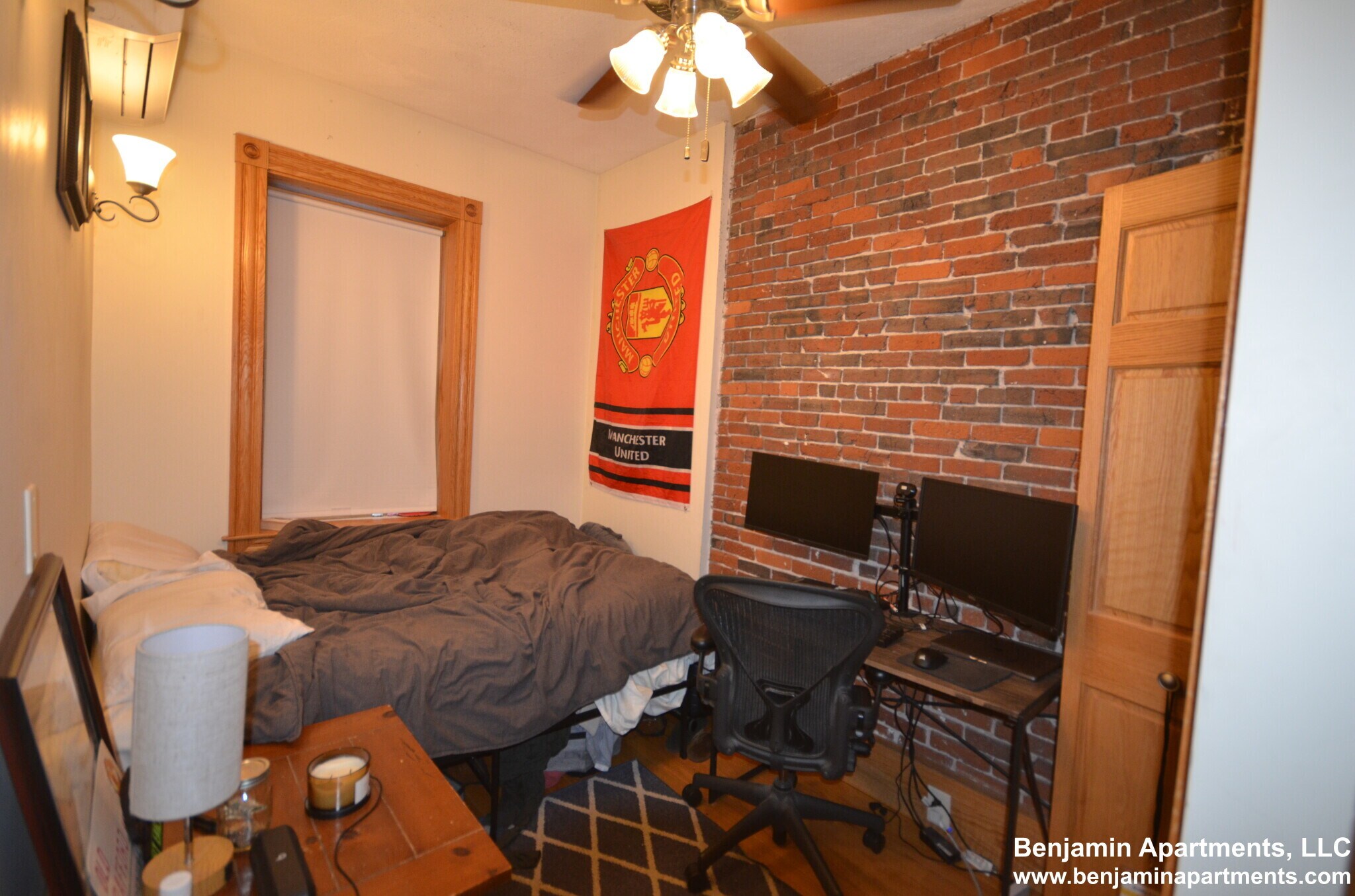 Building Photo - 48 Garden St