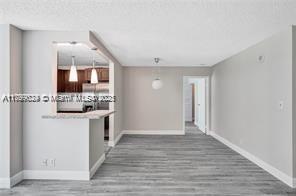 Building Photo - 17021 N Bay Rd