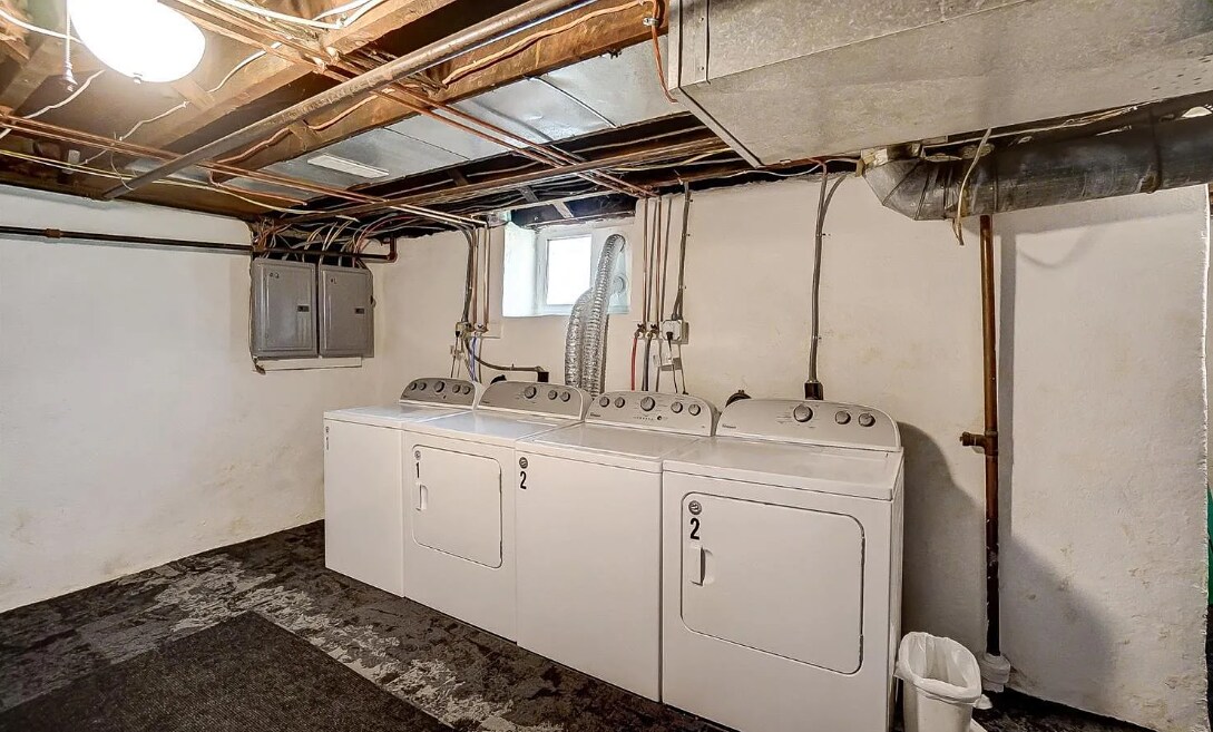 Washer & Dryer - 4917 Marion Ave
