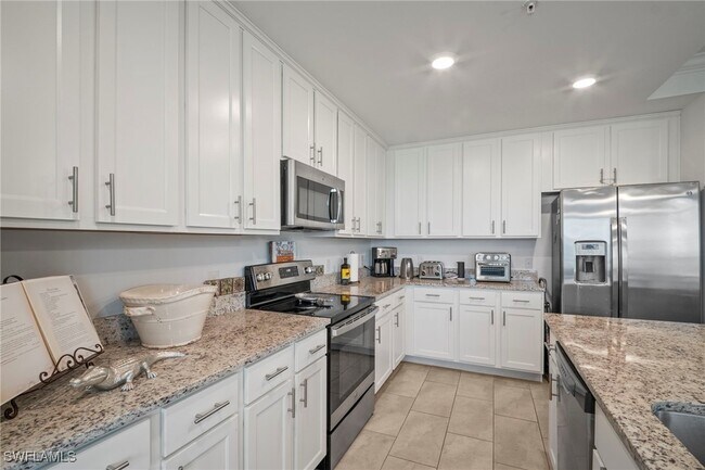 Building Photo - 43010 Greenway Blvd