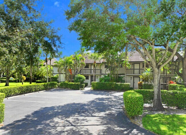 Building Photo - 13334 Polo Club Rd