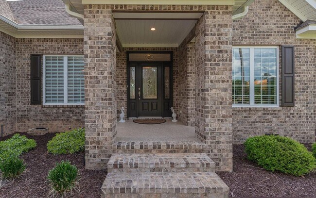 Building Photo - 597 Wentworth Cir