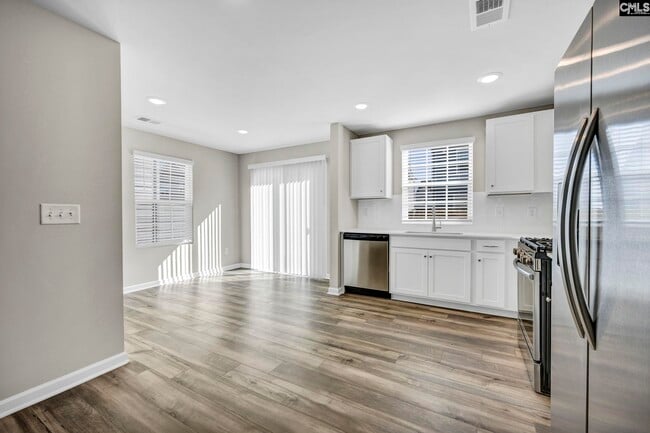 Building Photo - 218 Bones Rd