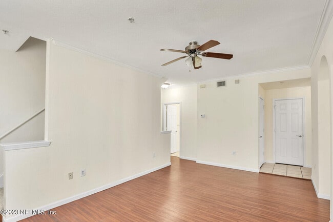 Building Photo - 10075 GATE N Pky