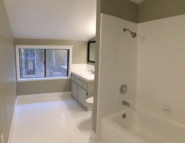 Building Photo - Updated Carmel Valley Home For Rent