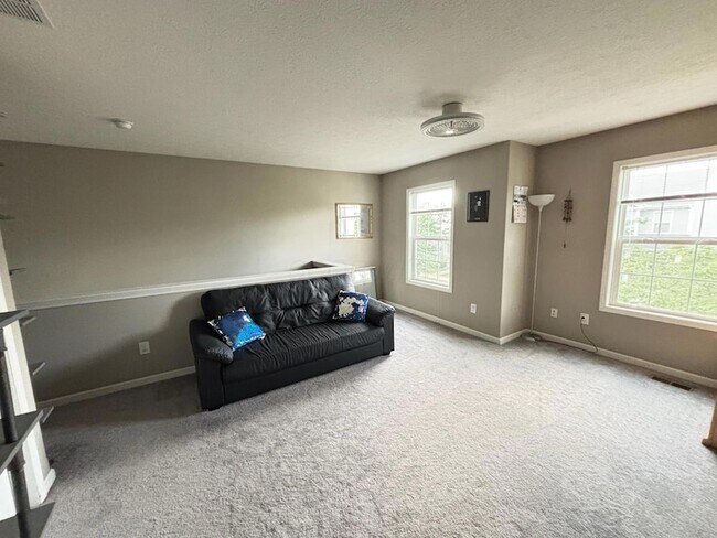 Building Photo - 5821 Marble Creek St