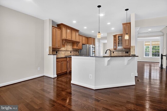 Building Photo - 24949 Earlsford Dr