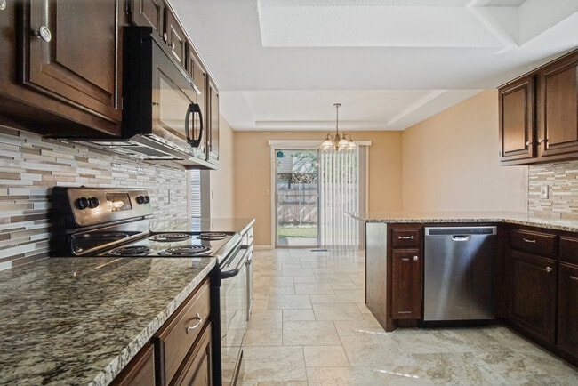 Building Photo - 3621 Wynn Cir