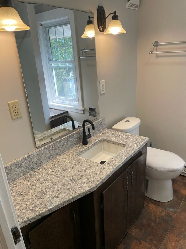 Building Photo - 49 1/2 9th st