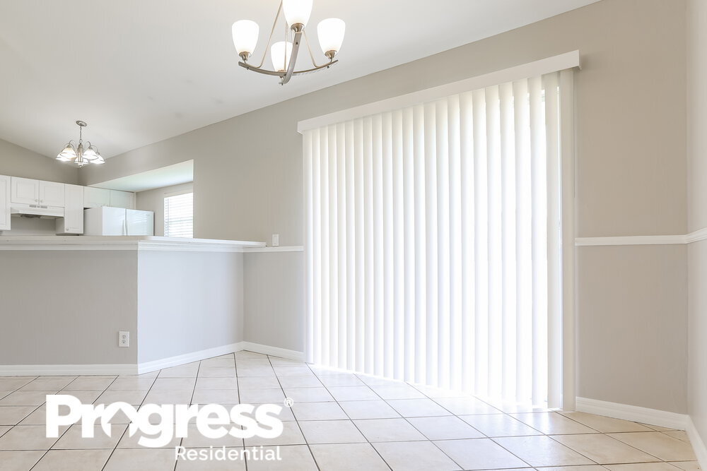 Building Photo - 2525 Mather Ln