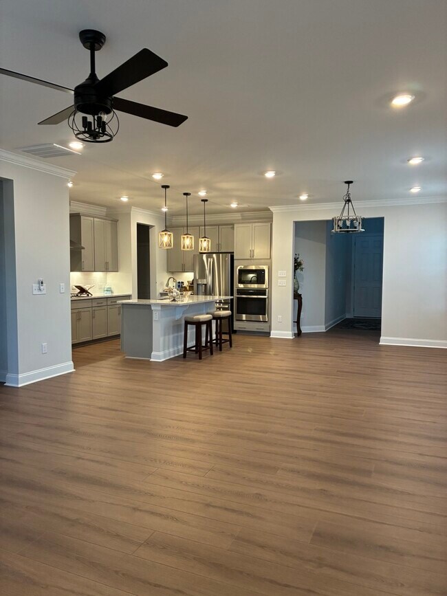 Building Photo - 2941 Ocean Sunrise Dr