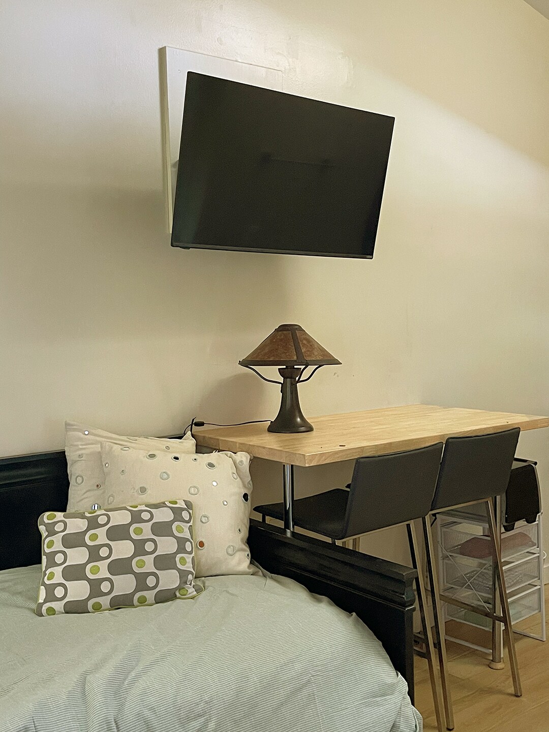 Building Photo - 3355 Reta St