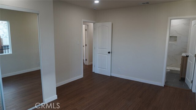 Building Photo - 1327 W 89th St