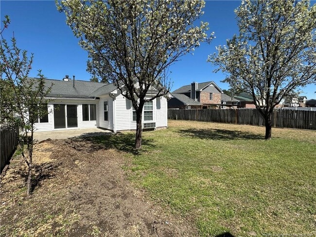 Building Photo - 6413 Brookshire St