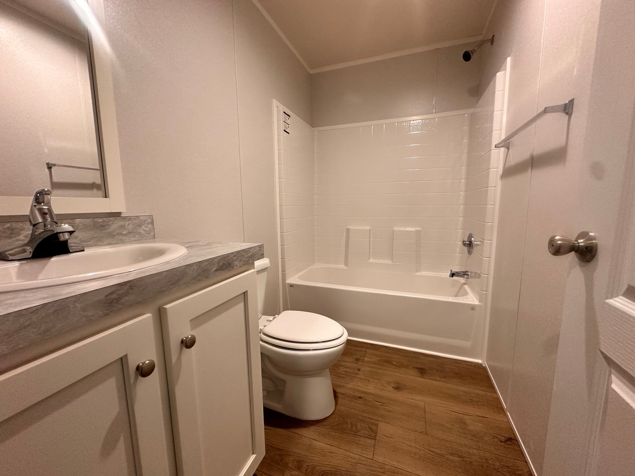 Building Photo - 30 Lapin St