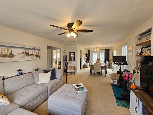 Building Photo - Ocean View East