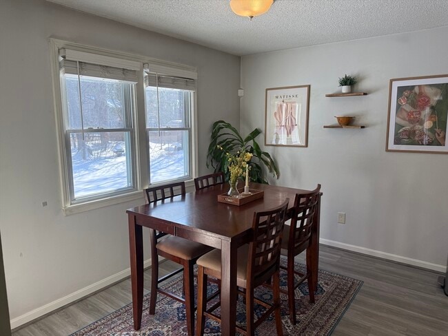 Building Photo - 124 Tennis Plaza Rd