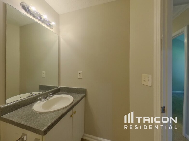 Building Photo - 5457 Gadwall Cir