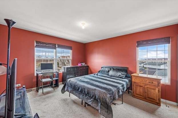 Building Photo - 2270 Aurora Dr