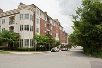 Building Photo - 4120 Ridgefield Dr