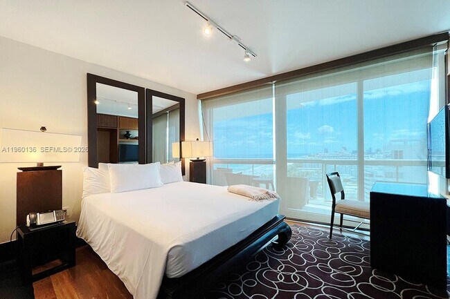 Building Photo - 101 20th St