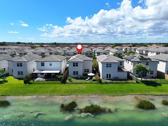 Building Photo - 1411 SE 26th Rd