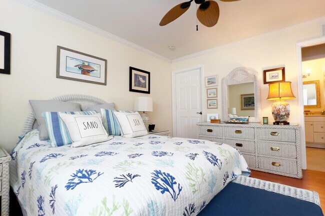 Building Photo - 3541 NE Ocean Blvd