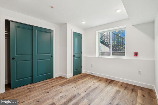 Building Photo - 2630 N 11th St