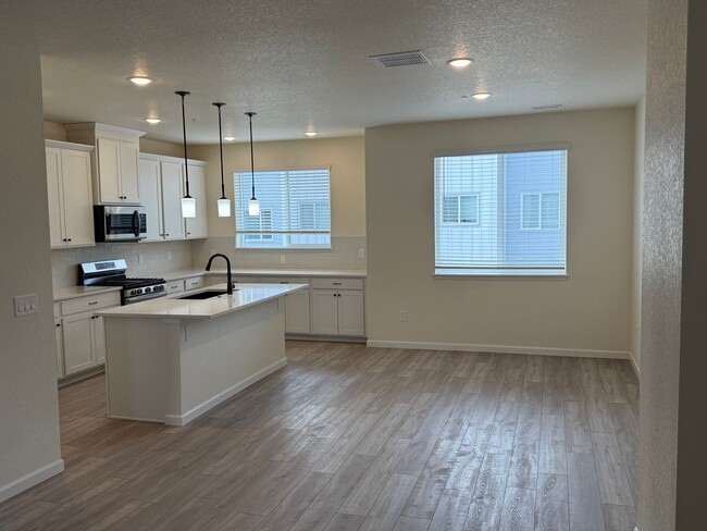 Building Photo - Gorgeous New Construction 4 bedroom Townhome