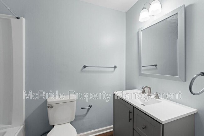 Building Photo - 293 Twin Pines Dr
