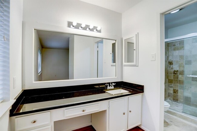 Building Photo - 2445 Settler's Way
