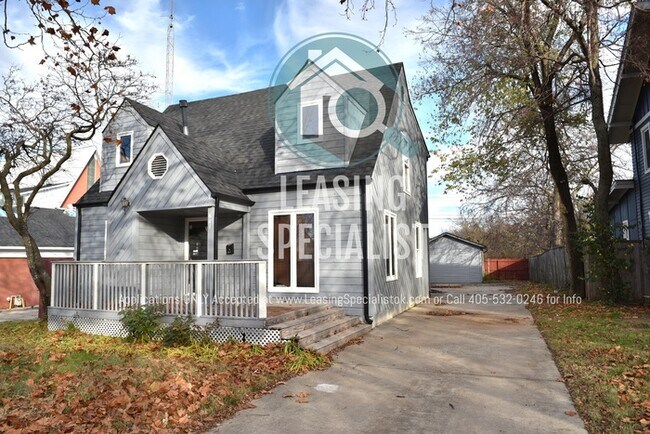 Building Photo - Central Norman 3 Bed 3 Bath PRELEASING FOR FALL 2026 SEMESTER