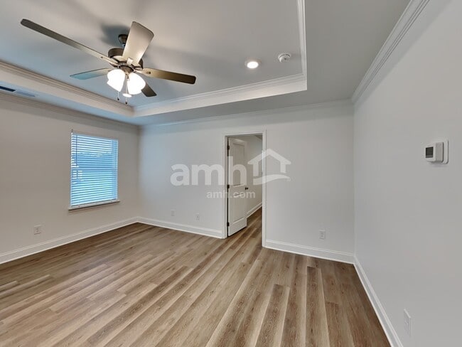 Building Photo - 1059 Highland Walk