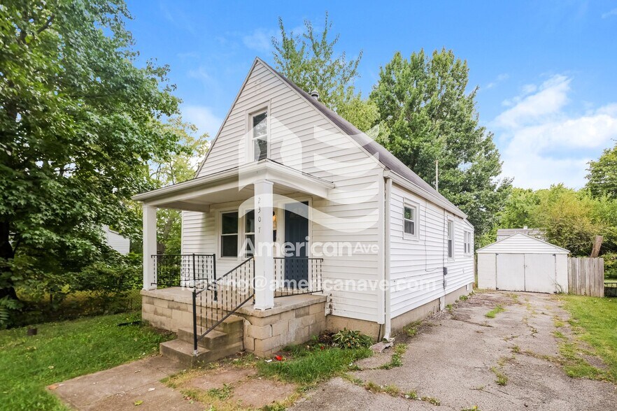 Building Photo - 2307 Cardinal Ave