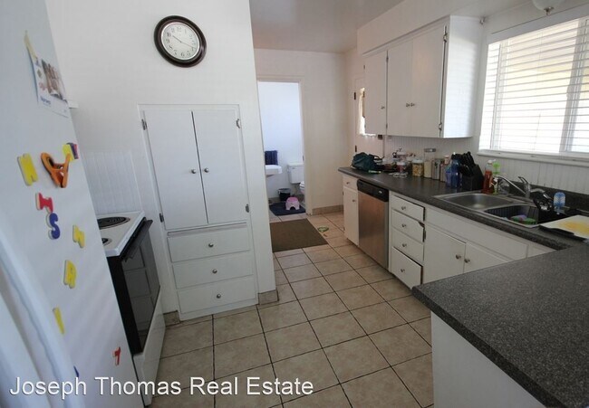Building Photo - 3 br, 1.5 bath House - 440 E 850 S