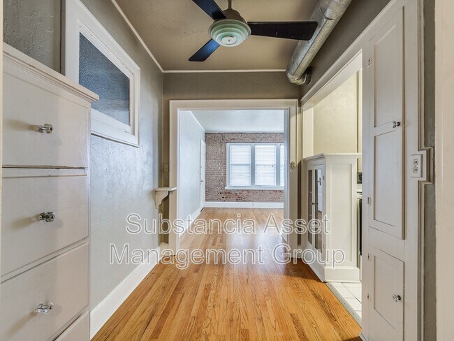 Building Photo - 429 NW 11th St