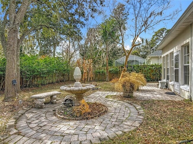 Building Photo - 6 Lionshead Dr