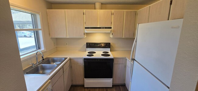 Building Photo - 3226 Summers Ln