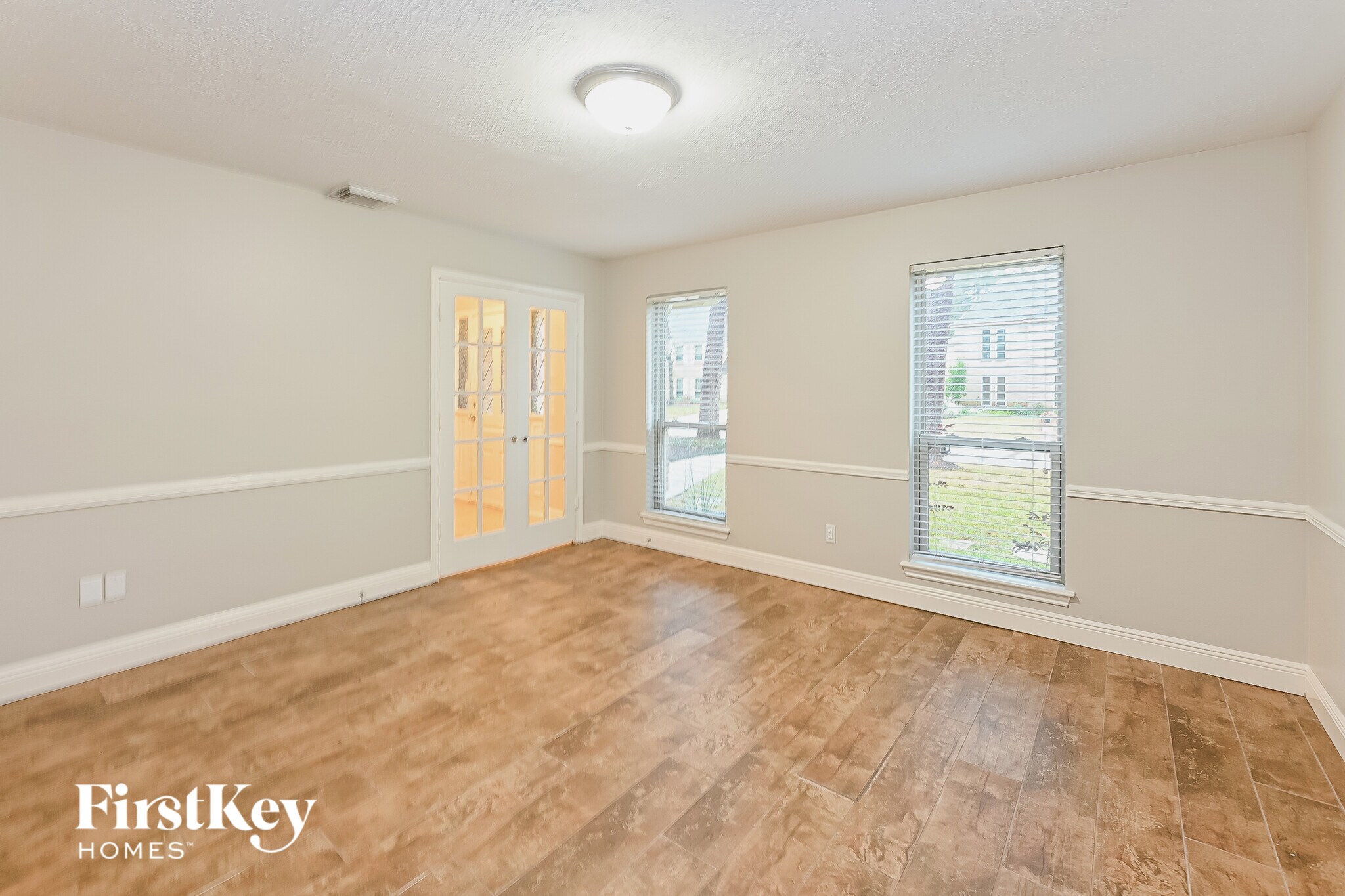 Building Photo - 12923 Marron Dr