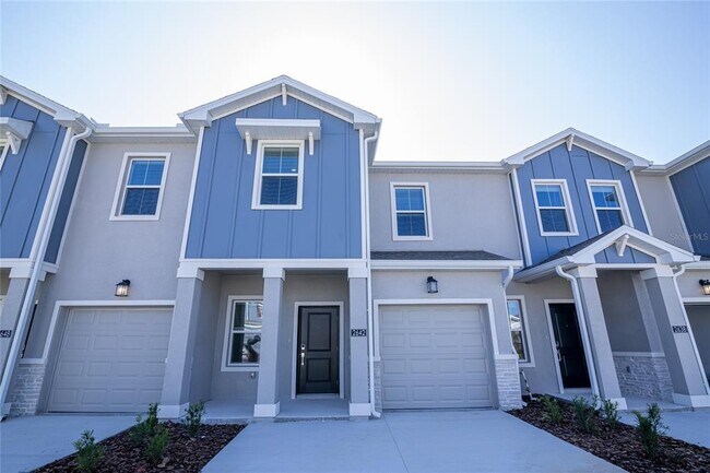 Building Photo - 2642 Runners Cir