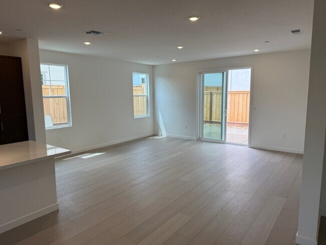Building Photo - Brand New Desirable One Lake Subdivision -...