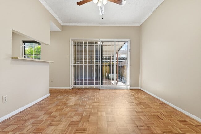 Building Photo - Come see this charming 2-story condo featuring 2 bedrooms and 2.5 bathrooms!