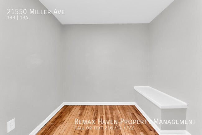 Building Photo - 21550 Miller Ave